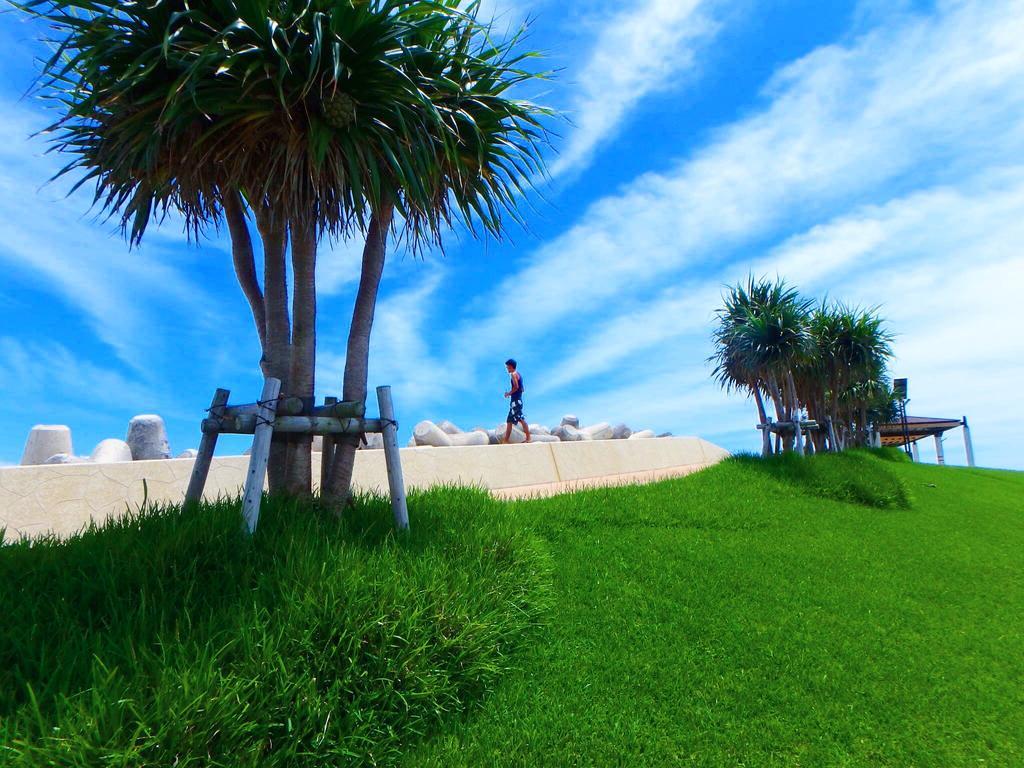 Pension Sea Shells Motobu Exterior photo